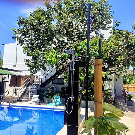 Alona Whitehouses Resort Panglao City Exterior foto