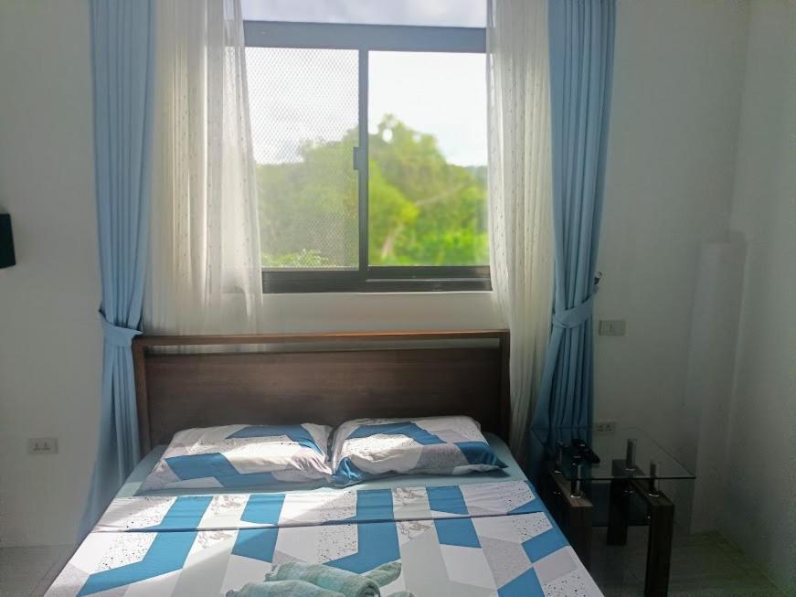 Alona Whitehouses Resort Panglao City Exterior foto