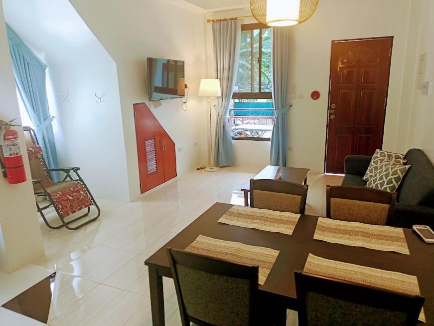 Alona Whitehouses Resort Panglao City Exterior foto