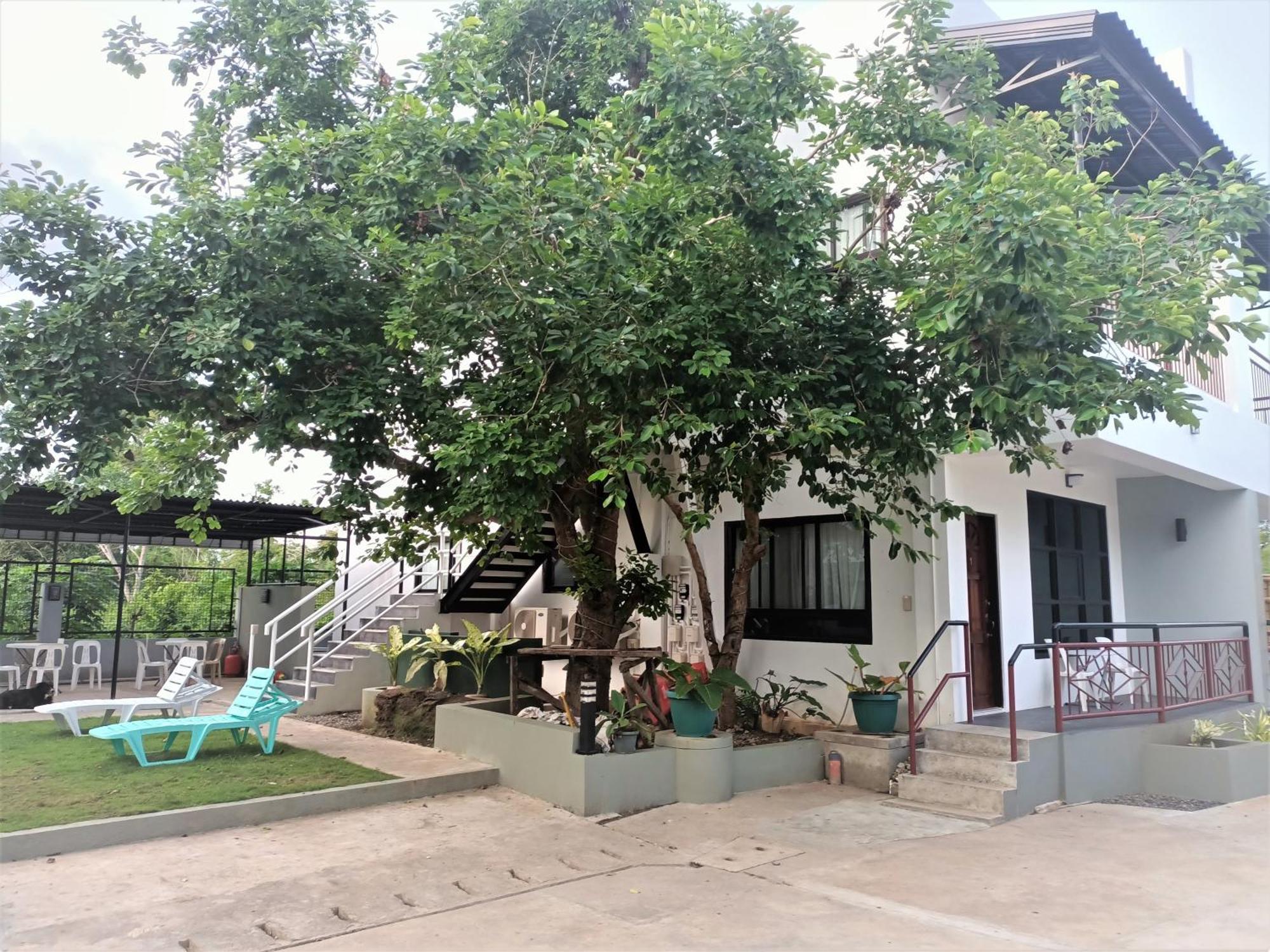 Alona Whitehouses Resort Panglao City Exterior foto