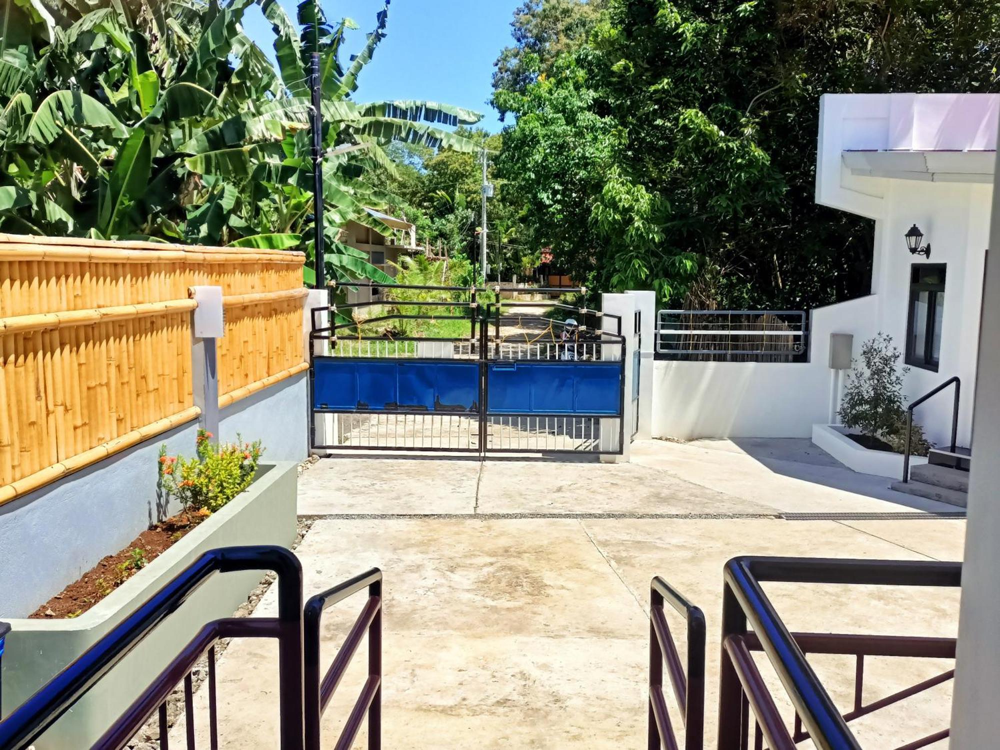 Alona Whitehouses Resort Panglao City Exterior foto