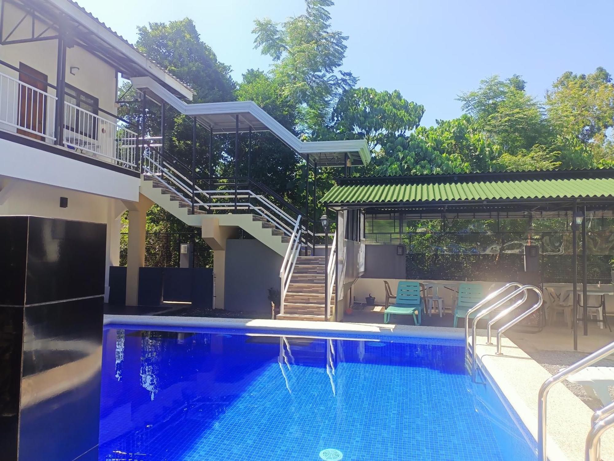 Alona Whitehouses Resort Panglao City Exterior foto